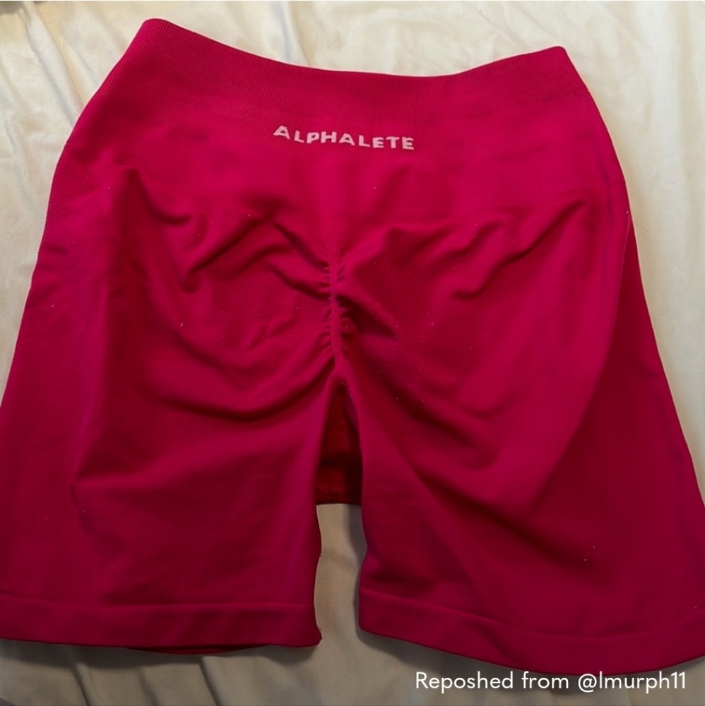 Alphalete Amplify 4.5 Inch Shorts